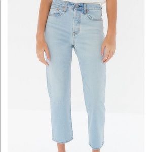 Levi’s Wedgie Straight Jean
